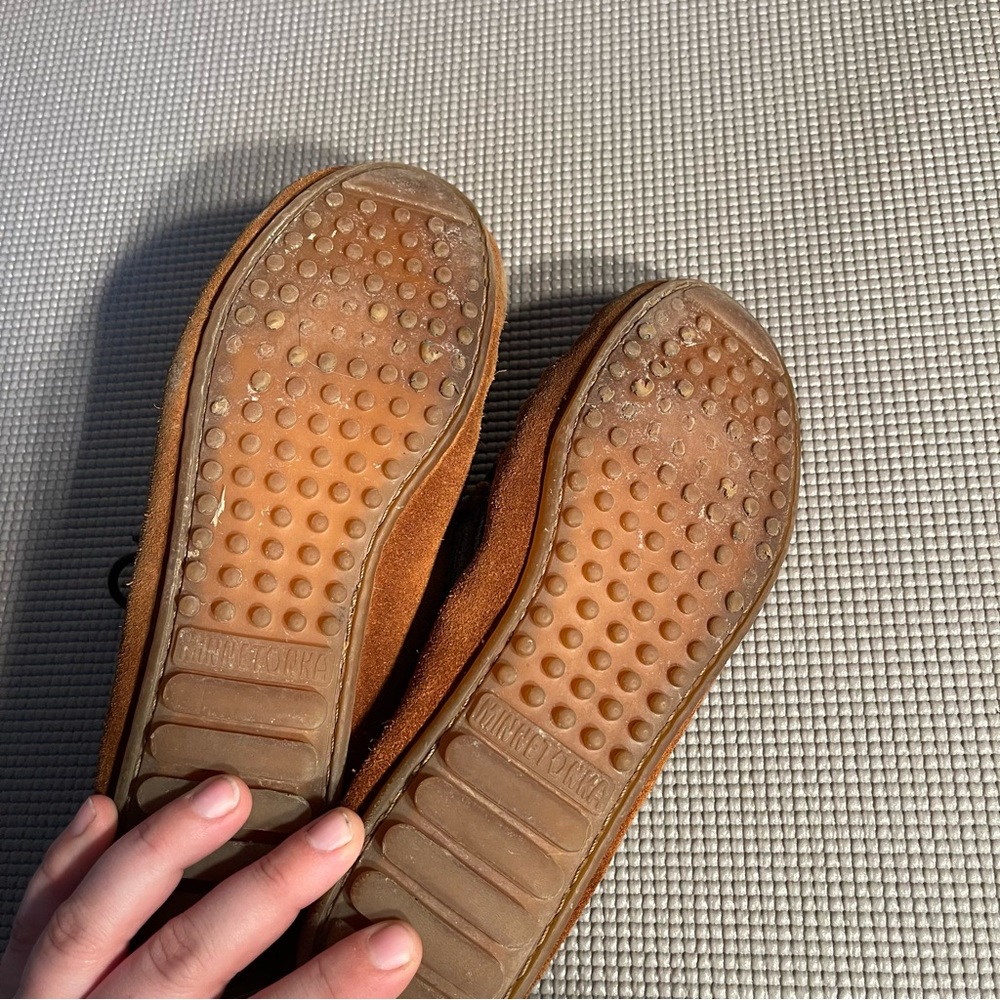 Minnetonka Lace Up Ankle Moccasins Aztec Design - Picture 10 of 10